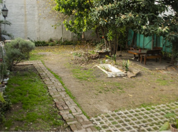 Casa 4 ambientes en Ituzaingó con jardín!