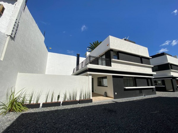 Duplex en venta en Ituzaingo - 3 amb a estrenar!