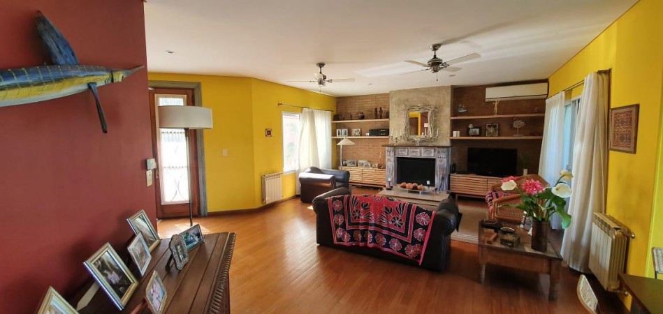 Casa en venta en Country Las Palmas, Tigre - 4 ambientes!