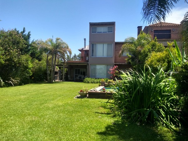 Casa en venta en Country Las Palmas, Tigre - 4 ambientes!