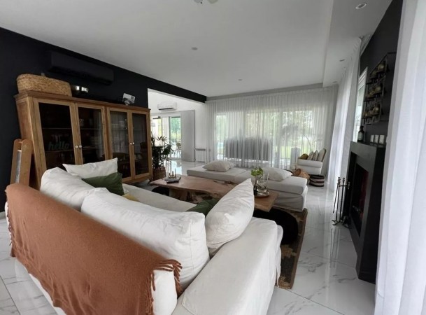 Hermosa casa en Country Terravista - 5 ambientes!