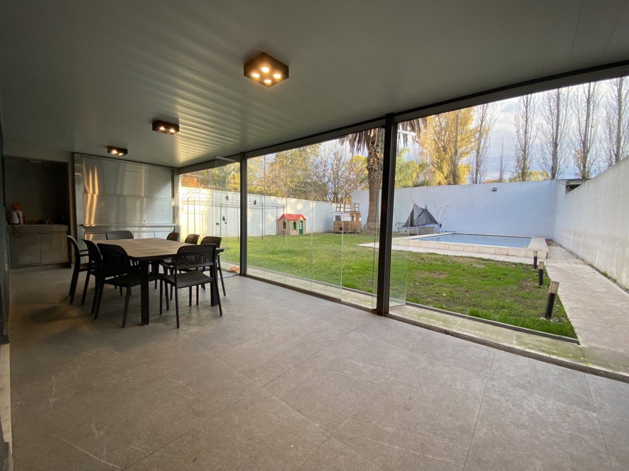 Hermosa casa en Parque Leloir - 5 ambientes!