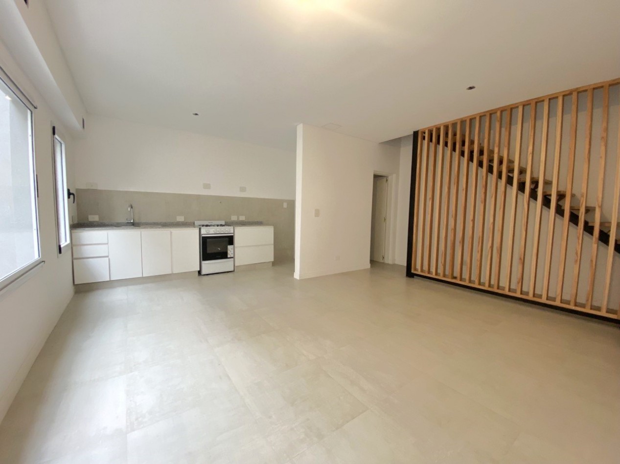 Duplex en venta en Castelar - 4 ambientes - A ESTRENAR!