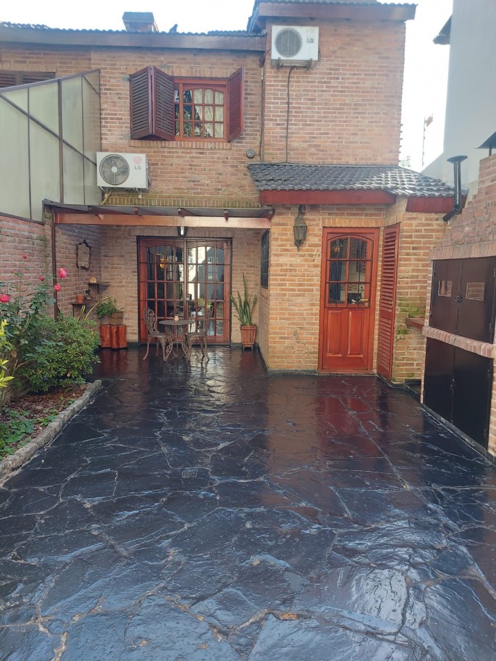 Sarmiento 3200 ‼️ Hermoso Triplex de Categoria ! Exclusiva ubicacion 