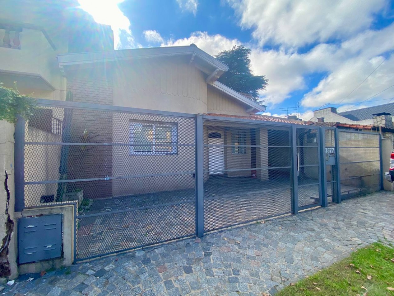 Hermosa casa en venta en Castelar Norte! 3 ambientes!