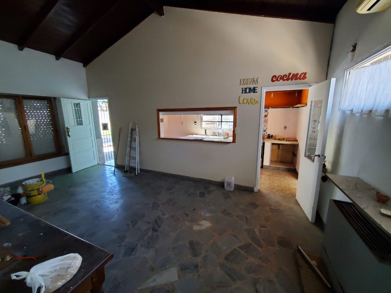 Casa 3 ambientes ! Excelente ubicacion 
