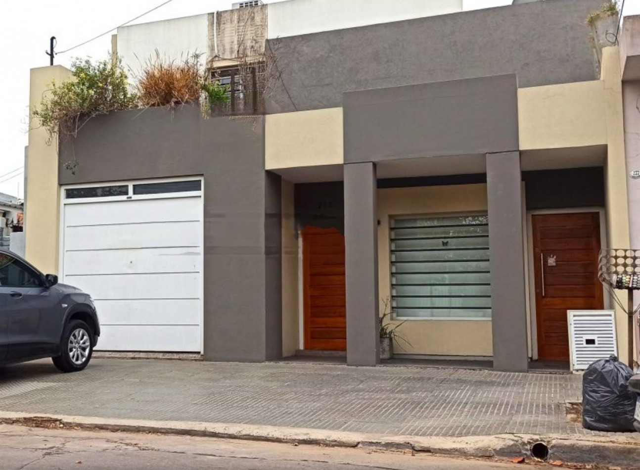 Casa 4 ambientes impecable !