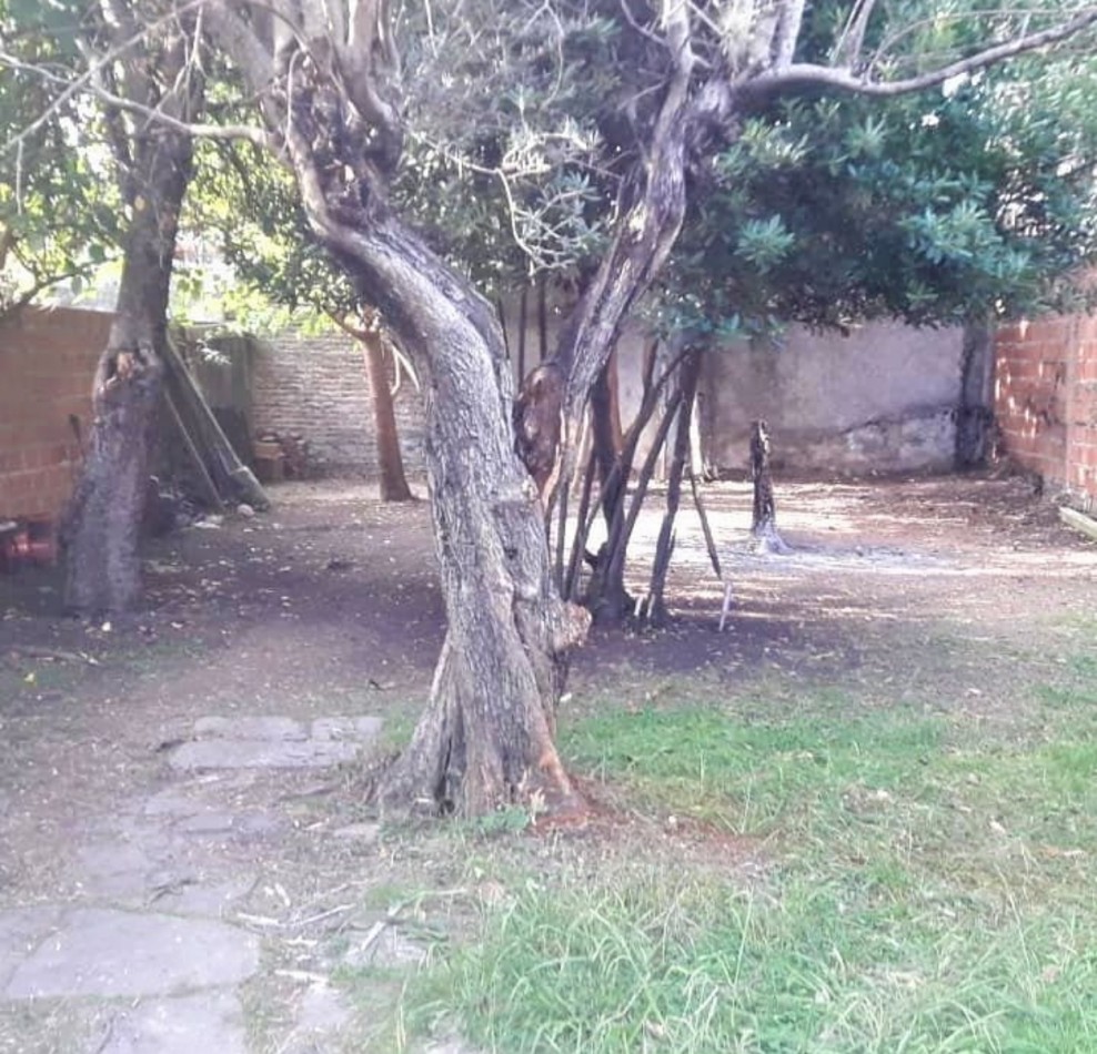 Chalet 3 ambientes a reciclar ! O lote Multifamiliar