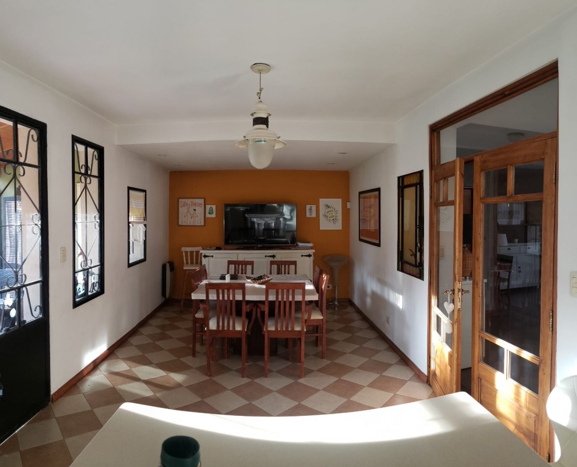 Armada Argentina 800 ! Casa Minimalista 5 ambientes