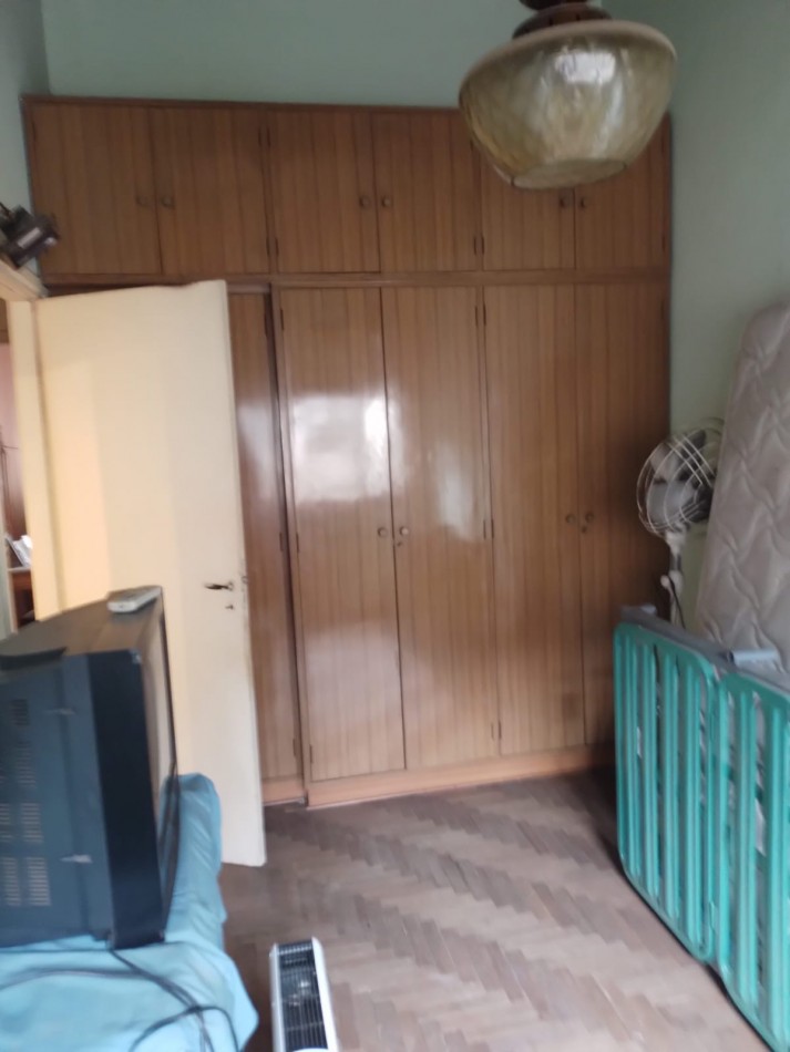 Chalet 3 ambientes a reciclar