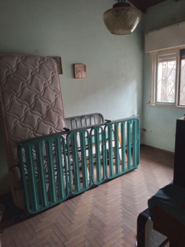 Chalet 3 ambientes a reciclar