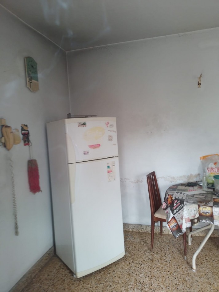 Chalet 3 ambientes a reciclar