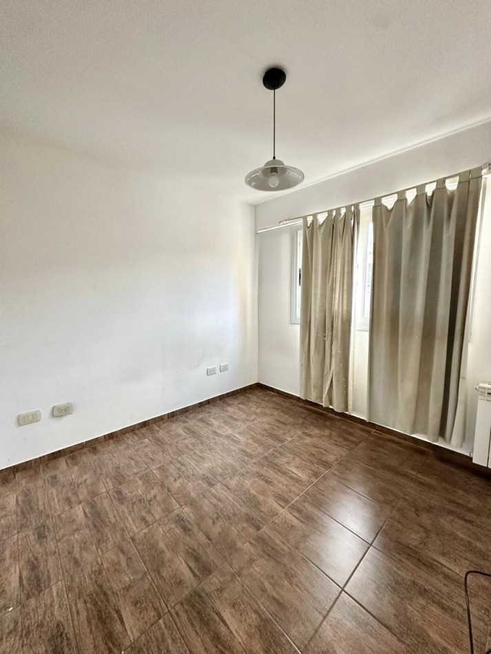 Departamento 2 ambientes con cochera