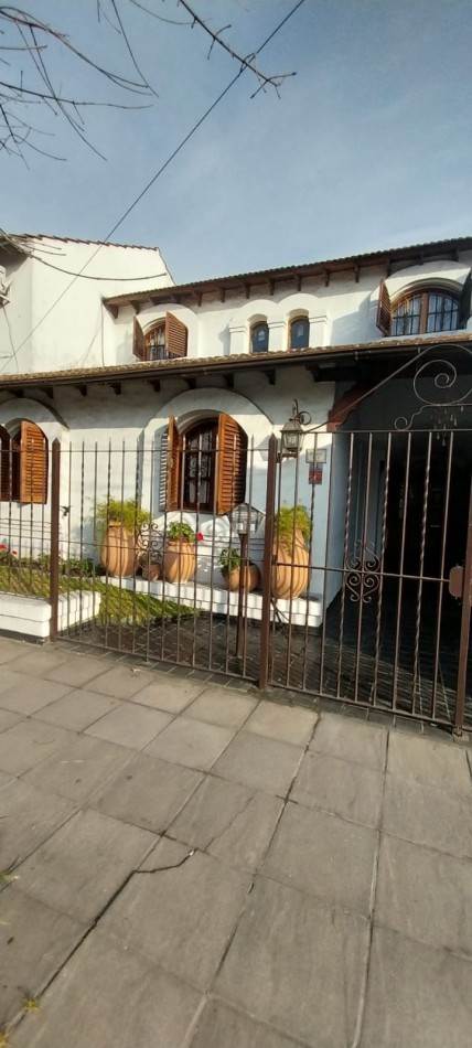 Chalet 6 ambientes 