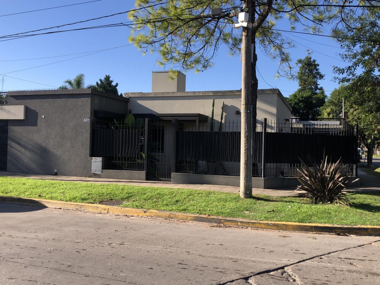 Casa 4 ambientes impecable 