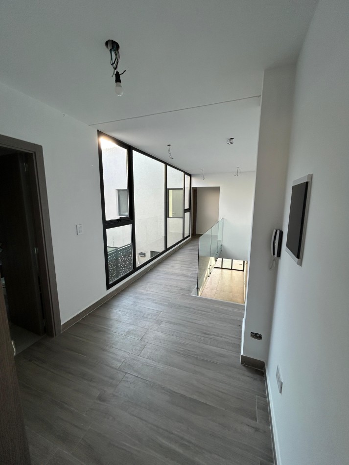 Casa 4 ambientes a ESTRENAR !!