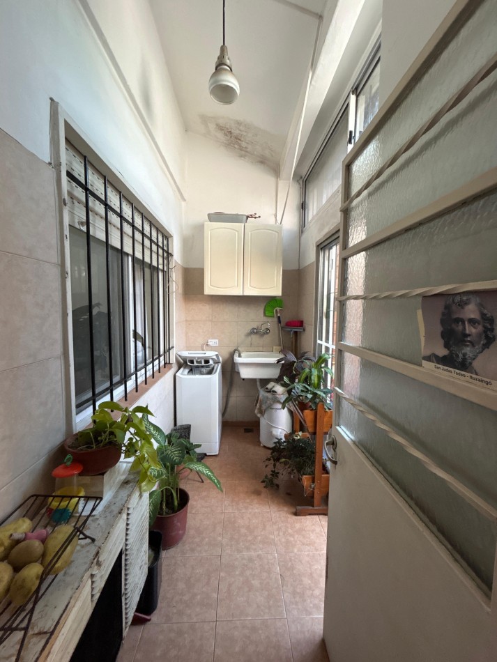 Casa 4 ambientes ! Acepta Permutas
