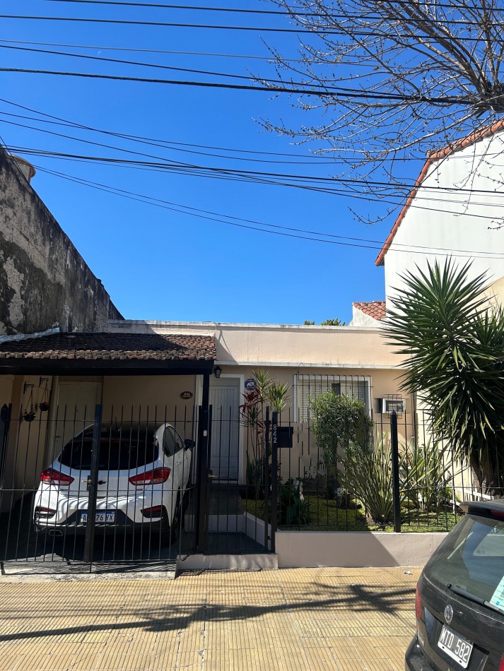 Casa 4 ambientes mas dependencia