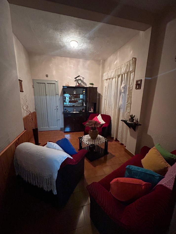Casa 4 ambientes mas dependencia