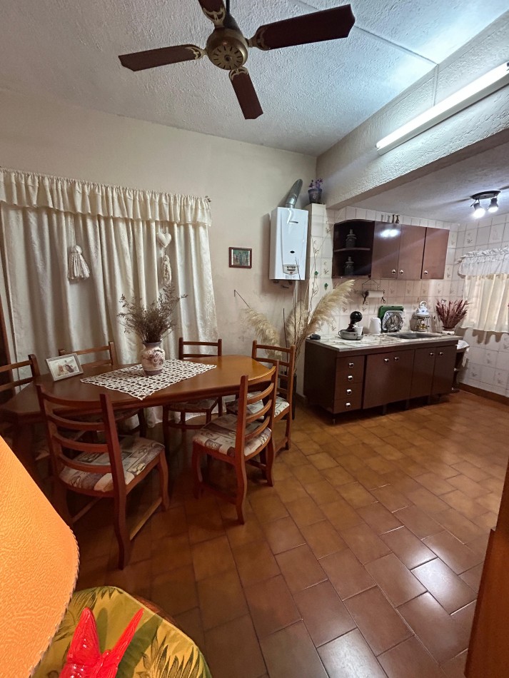 Casa 4 ambientes mas dependencia