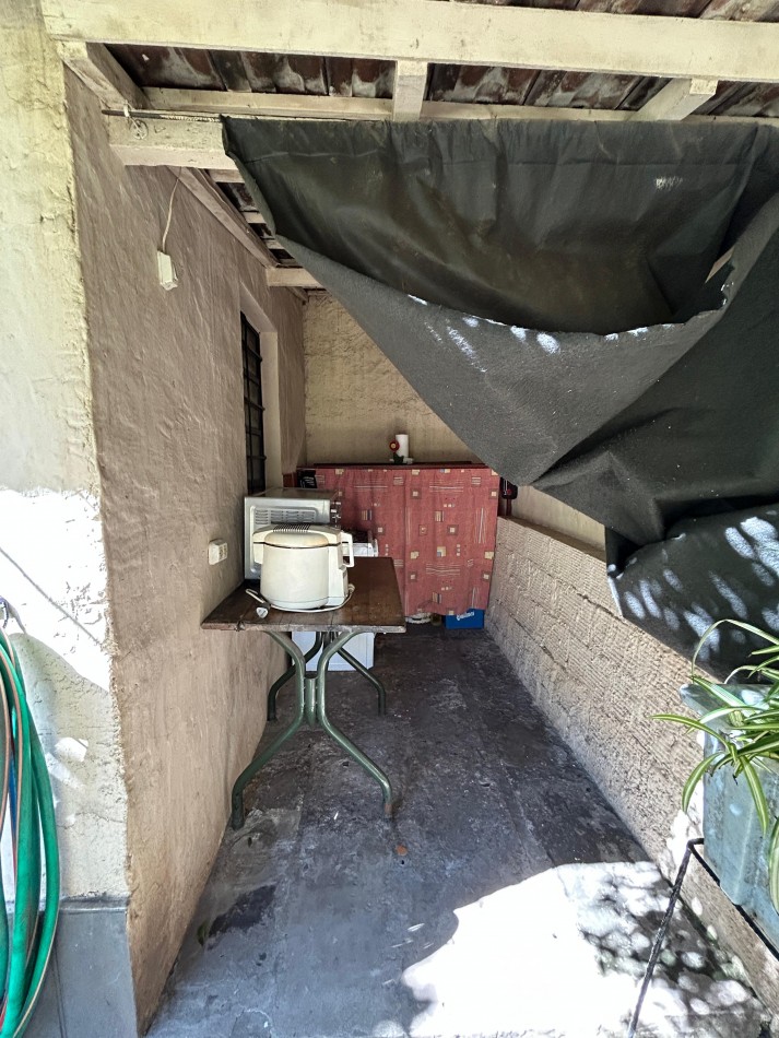 Casa 4 ambientes mas dependencia