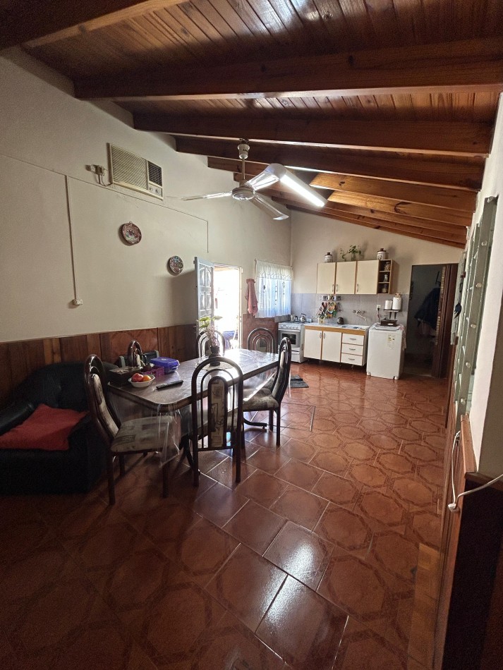 Casa 4 ambientes mas dependencia