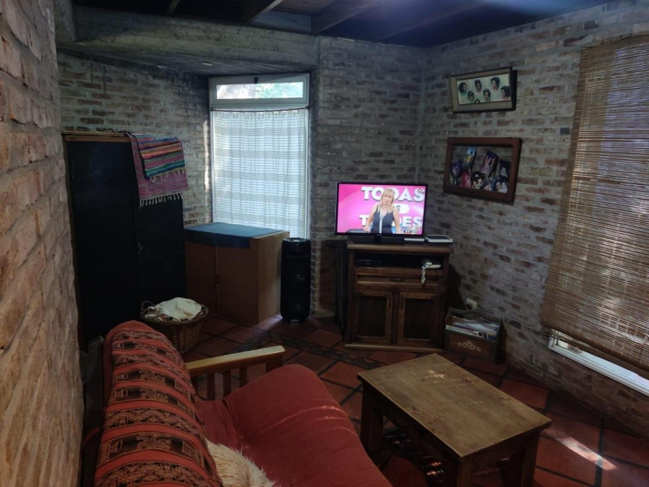 Chalet 4 ambientes sobre 1250 metros 