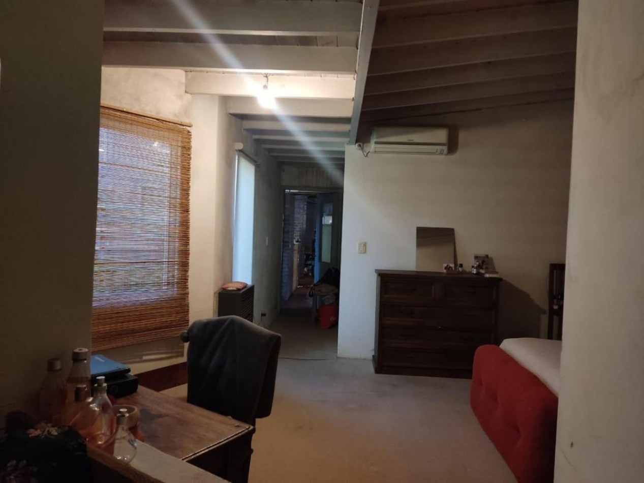 Chalet 4 ambientes sobre 1250 metros 