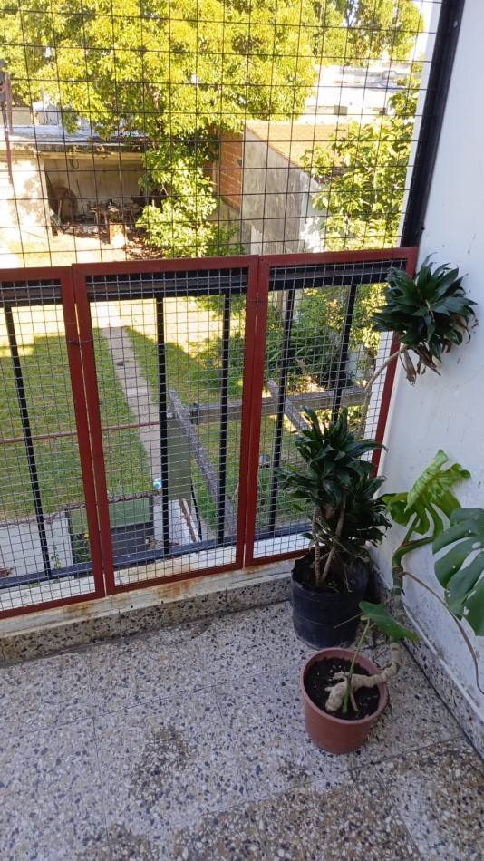 Amplio departamento 5 ambientes 