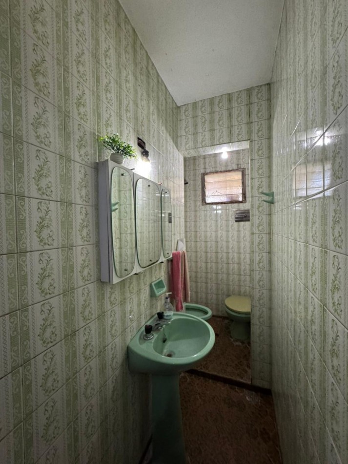 Chalet 4 ambientes - Acepta Permutas 