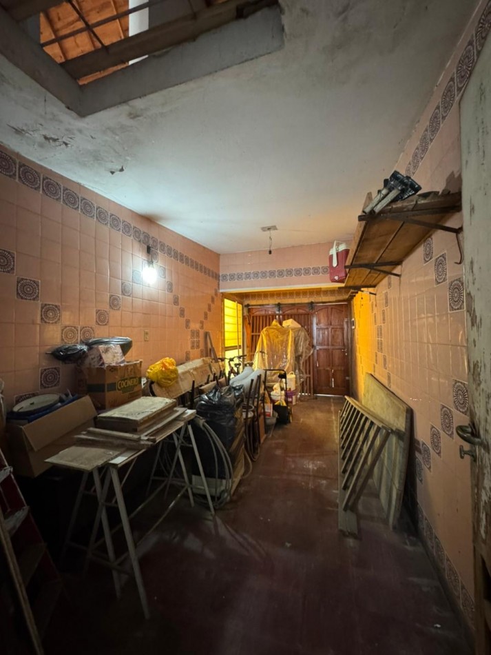 Chalet 4 ambientes - Acepta Permutas 