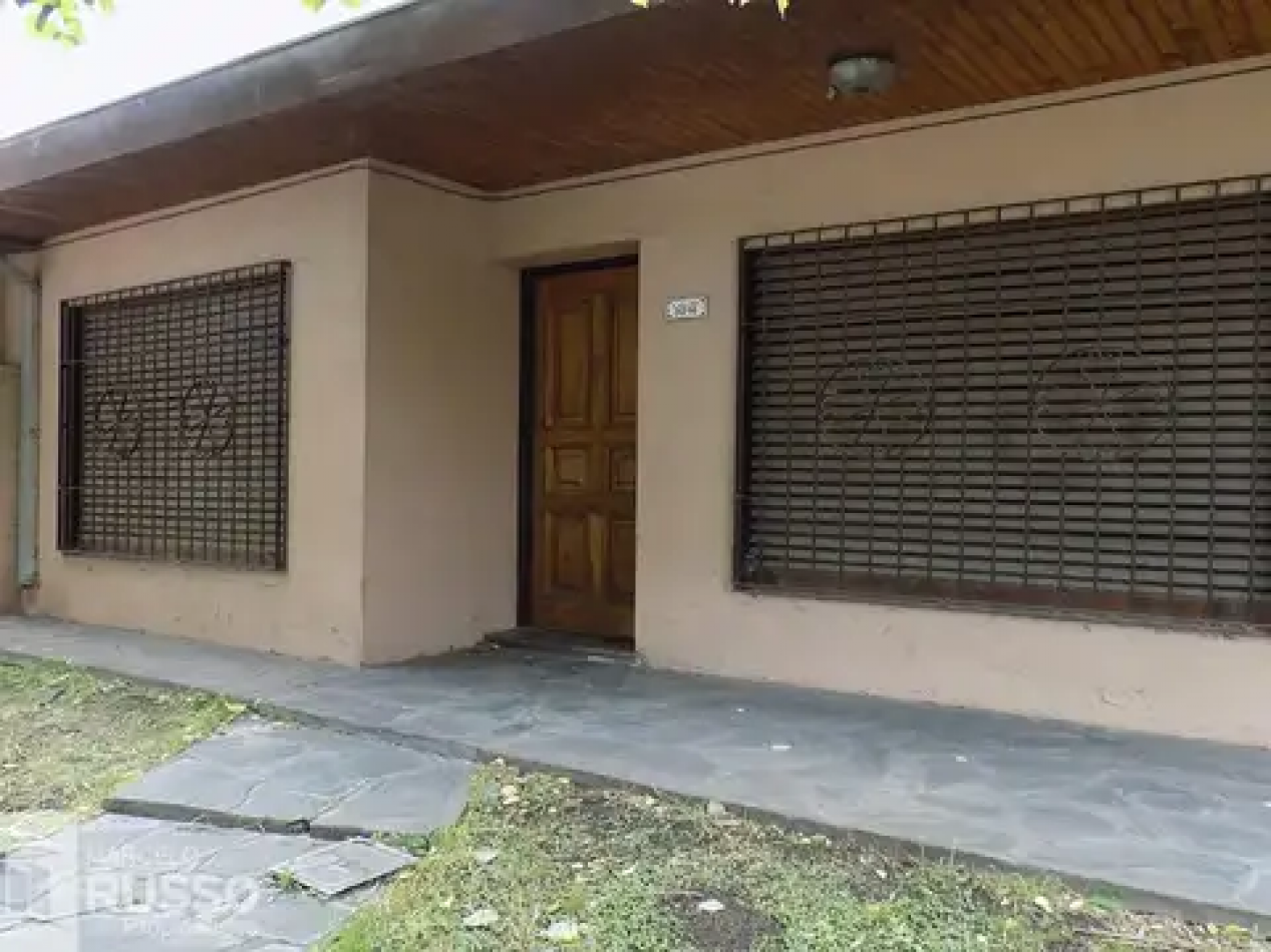 Casa 3 ambientes - Apta credito 