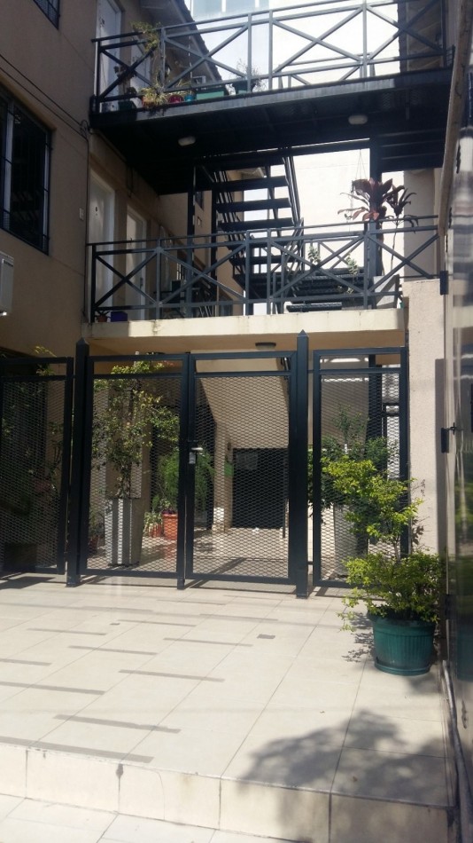 Departamento 2 ambientes - Castelar Centro !