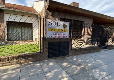 Machado 2135 / 2141 - Castelar Norte ! Excelente propiedad !