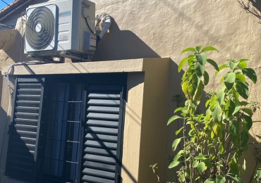 Casa en Ph 3 ambientes al frente 