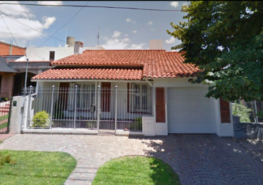 Casa en venta en Castelar Norte- 3 ambientes!